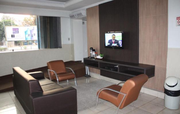 Várzea Grande Hotel Express - Leva E Busca No Aeroporto Gratis 24 Horas מראה חיצוני תמונה
